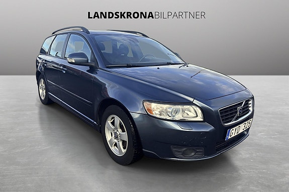 Volvo V50 3 of 20