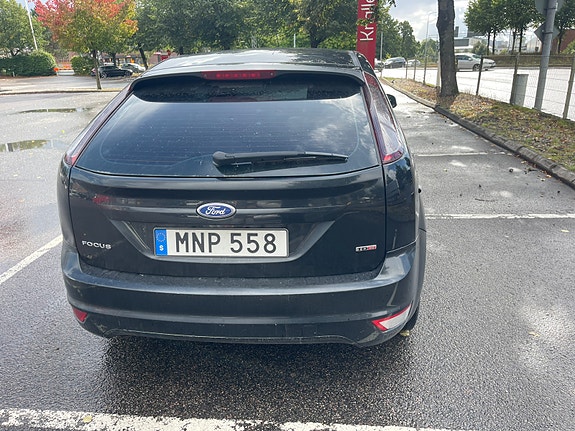 Ford Focus 3 of 6