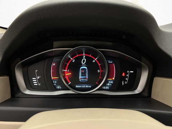 Volvo XC70 19 of 29