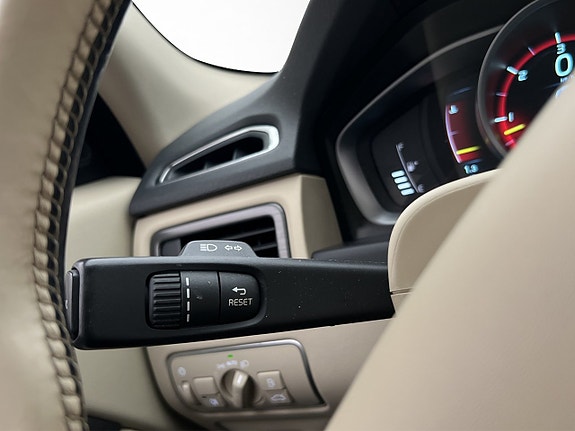 Volvo XC70 28 of 29