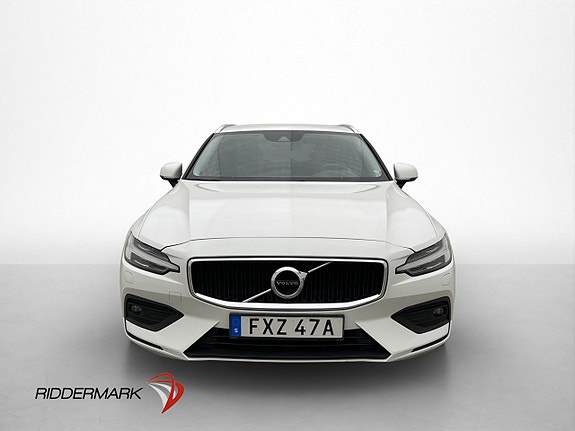 Volvo V60 2 of 30