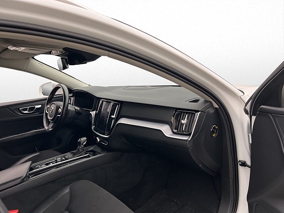 Volvo V60 27 of 30