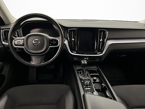 Volvo V60 13 of 30