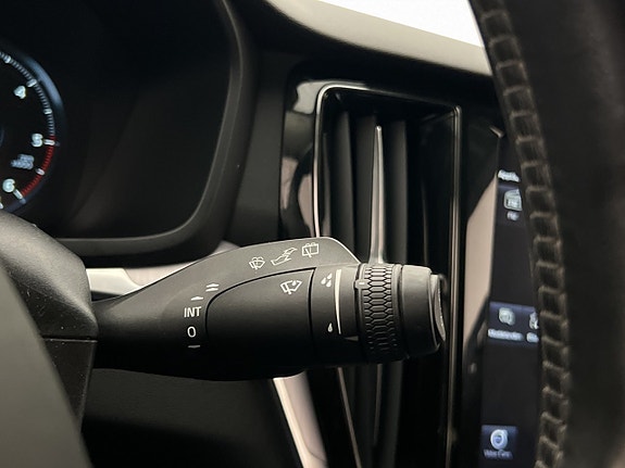 Volvo V60 18 of 30