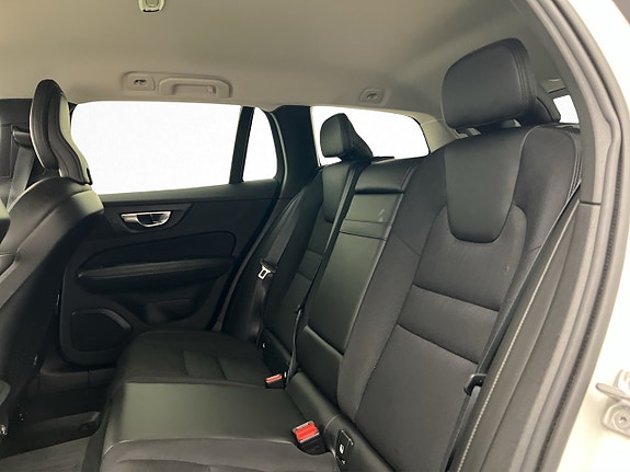 Volvo V60 28 of 30