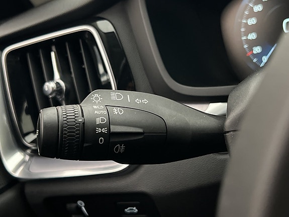 Volvo V60 14 of 30