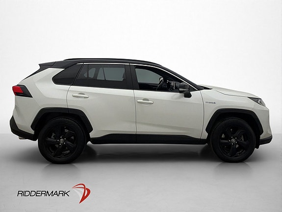 Toyota RAV4 9 of 30
