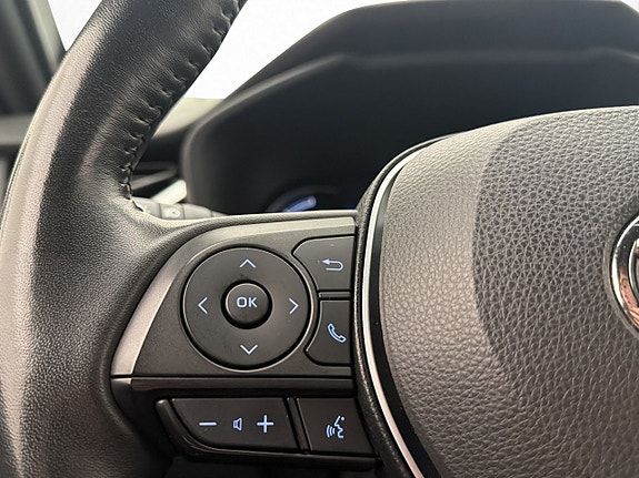 Toyota RAV4 17 of 30