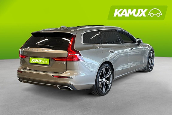 Volvo V60 4 of 23