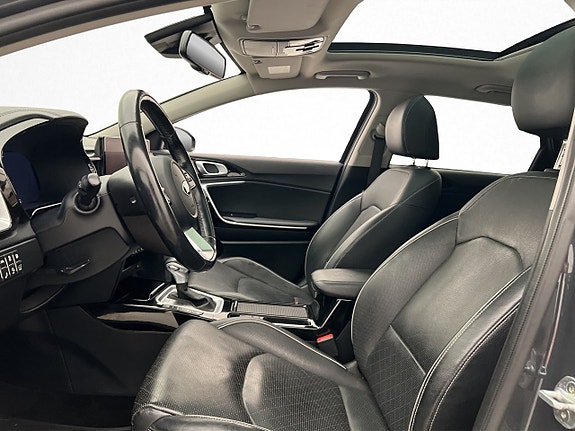 Kia Ceed 13 of 30