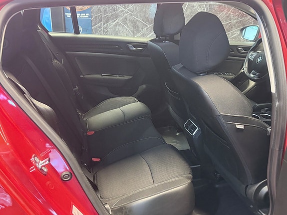 Renault Megane 14 of 22