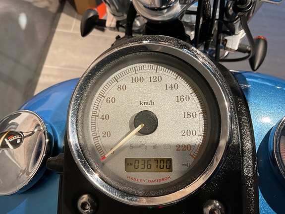 Harley-Davidson Street Bob 1.6 Twin Cam 96,2011 8 of 8