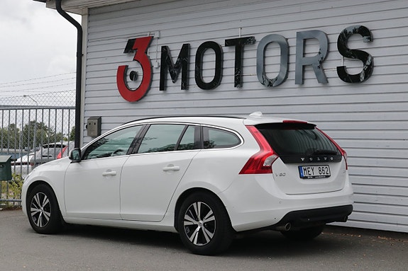Volvo V60 5 of 15
