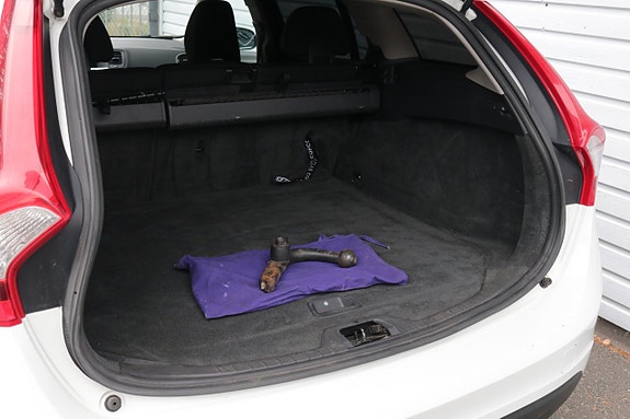 Volvo V60 9 of 15