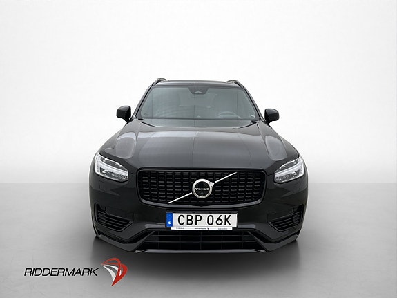 Volvo XC90 2 of 30