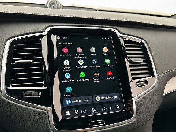 Volvo XC90 24 of 30