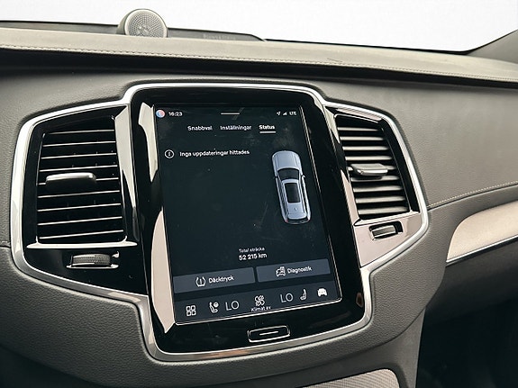 Volvo XC90 26 of 30