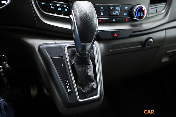 Ford Transit Custom 14 of 16