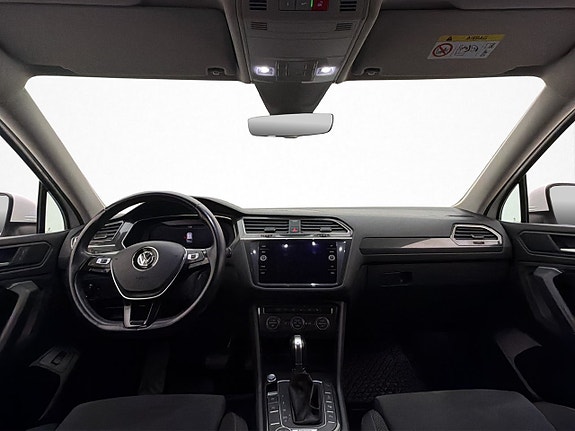 Volkswagen Tiguan Allspace 17 of 30