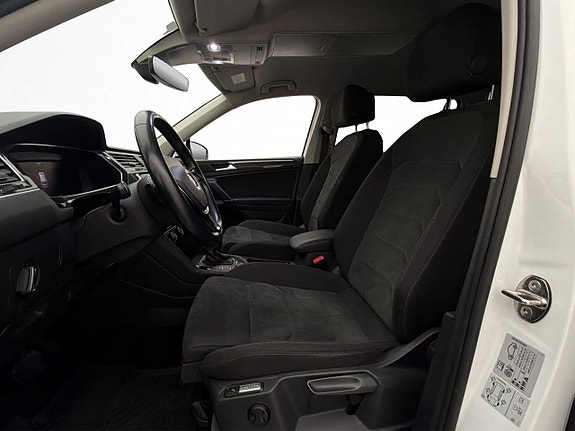 Volkswagen Tiguan Allspace 12 of 30