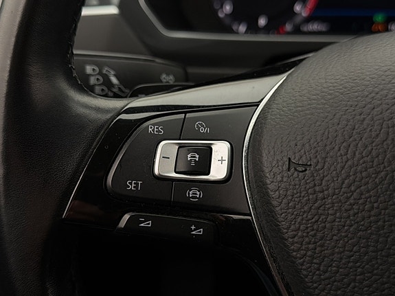 Volkswagen Tiguan Allspace 14 of 30