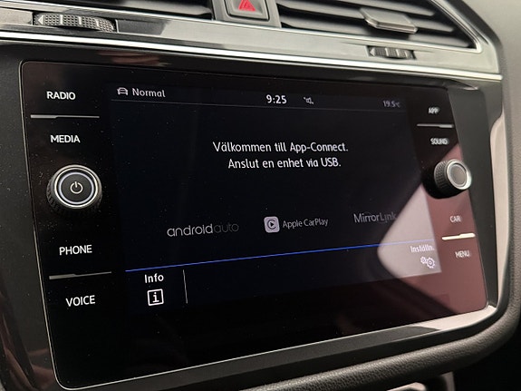 Volkswagen Tiguan Allspace 20 of 30