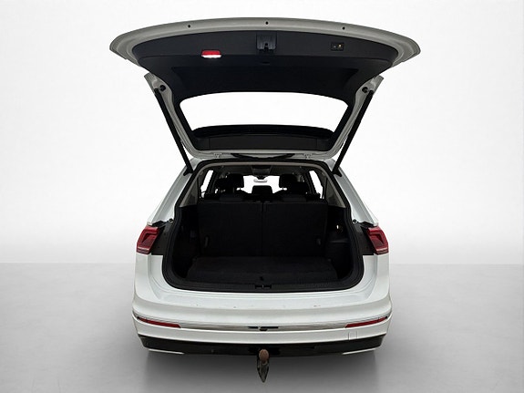 Volkswagen Tiguan Allspace 28 of 30
