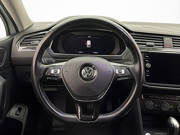 Volkswagen Tiguan Allspace 13 of 30