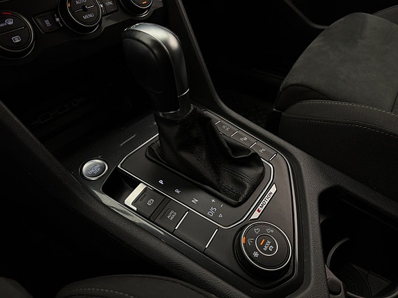 Volkswagen Tiguan Allspace 23 of 30