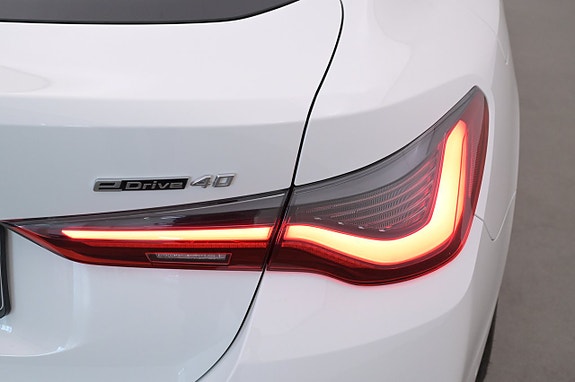 BMW i4 25 of 27