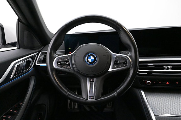 BMW i4 7 of 27