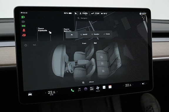 Tesla Model Y 14 of 27