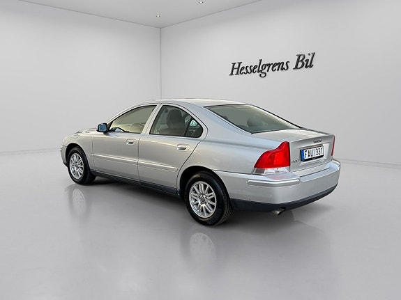 Volvo S60 9 of 14