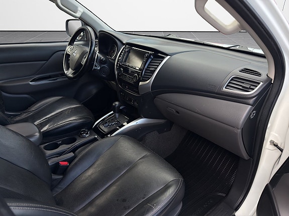 Mitsubishi L200 11 of 18