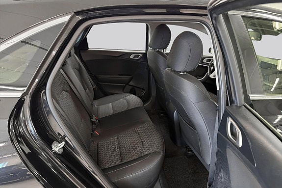 Kia Ceed 11 of 18