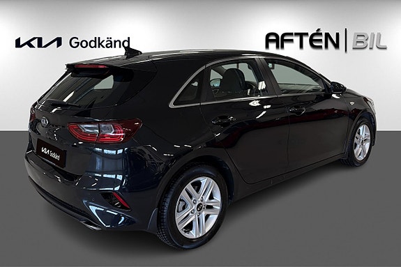 Kia Ceed 8 of 18