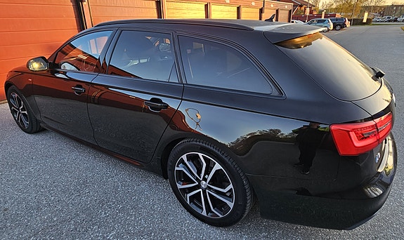 Audi A6 2 of 6
