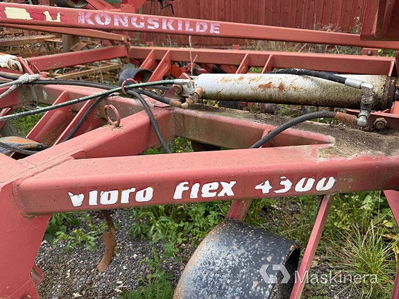 Kultivator Kongskilde Vibro flex 4300 11 of 27