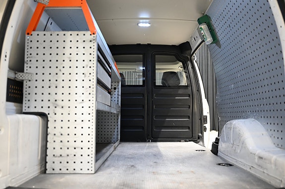 Volkswagen Caddy Maxi 11 of 29