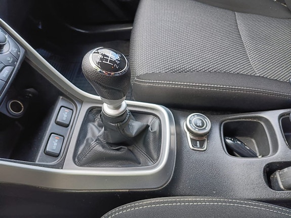 Suzuki SX4 17 of 21