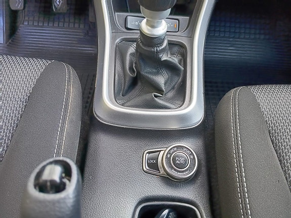 Suzuki SX4 18 of 21