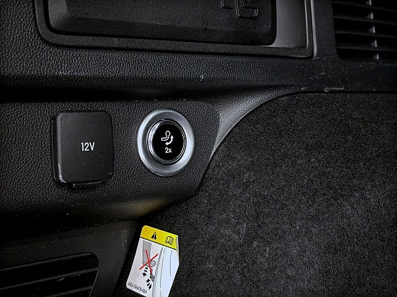 Ford Kuga 14 of 18
