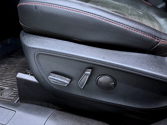 Ford Kuga 15 of 18