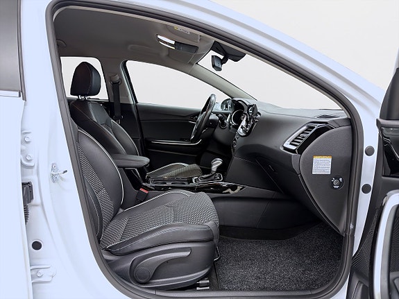 Kia Ceed 11 of 19