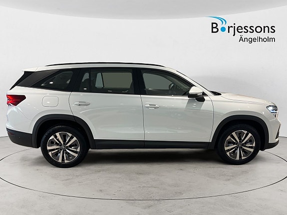 Skoda Kodiaq 2 of 11