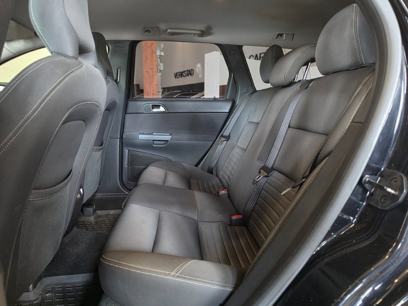 Volvo V50 9 of 11