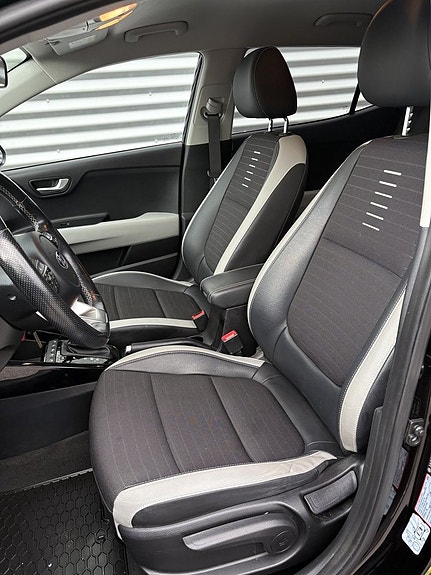 Kia Stonic 12 of 25