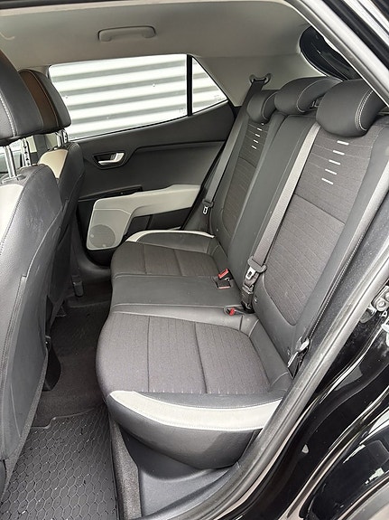 Kia Stonic 14 of 25
