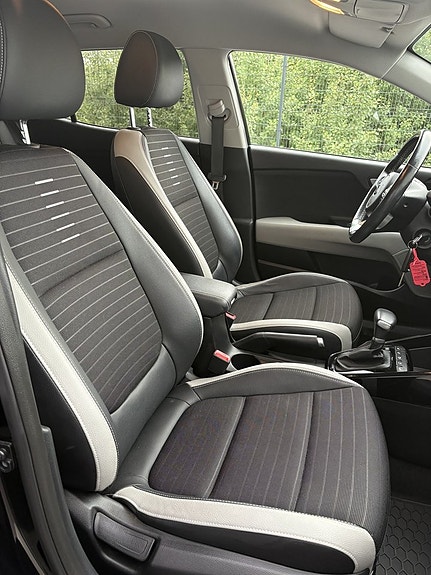 Kia Stonic 13 of 25