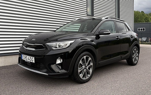 Kia Stonic 2 of 25